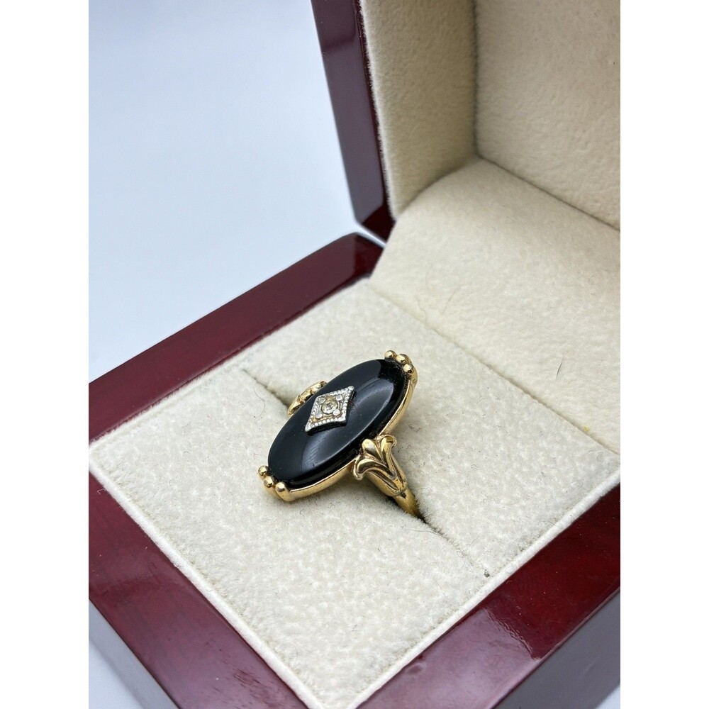 Avon Ring 1983 Victorian Collection Black Stone Rhinestone Gold Tone Size 6